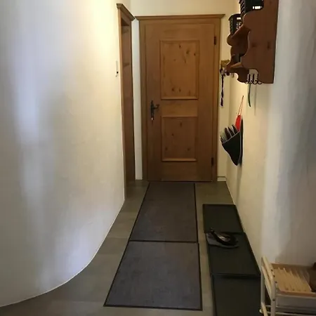 Geraeumige Ferienwohnung Haus Fless Apartment Klosters